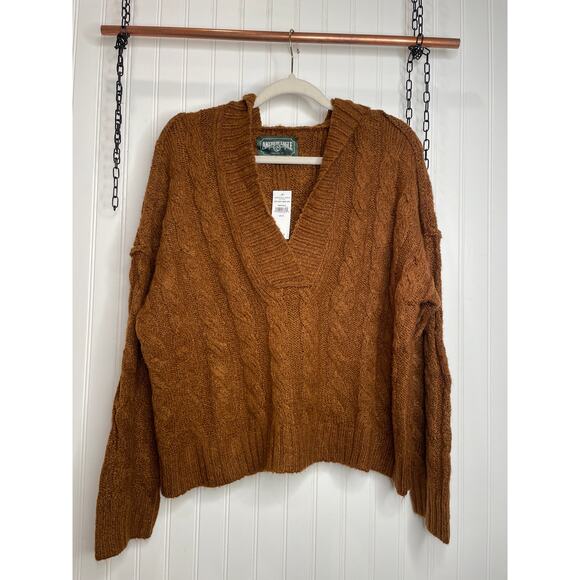 NWT American Eagle Brown Cable Knit V-Neck Oversized Hooded Sweater Size XS - Picture 1 of 5
